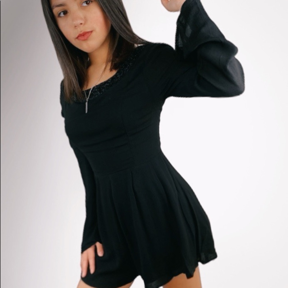 Solid Sleek Black Romper 🖤